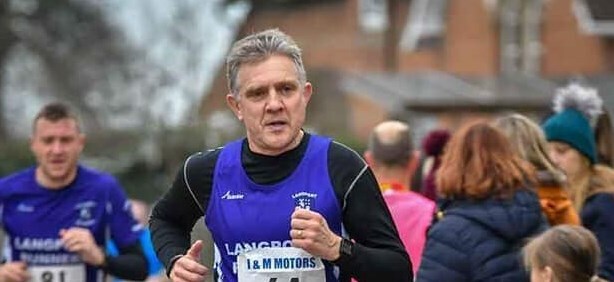 Andy Armstrong is running the London Marathon